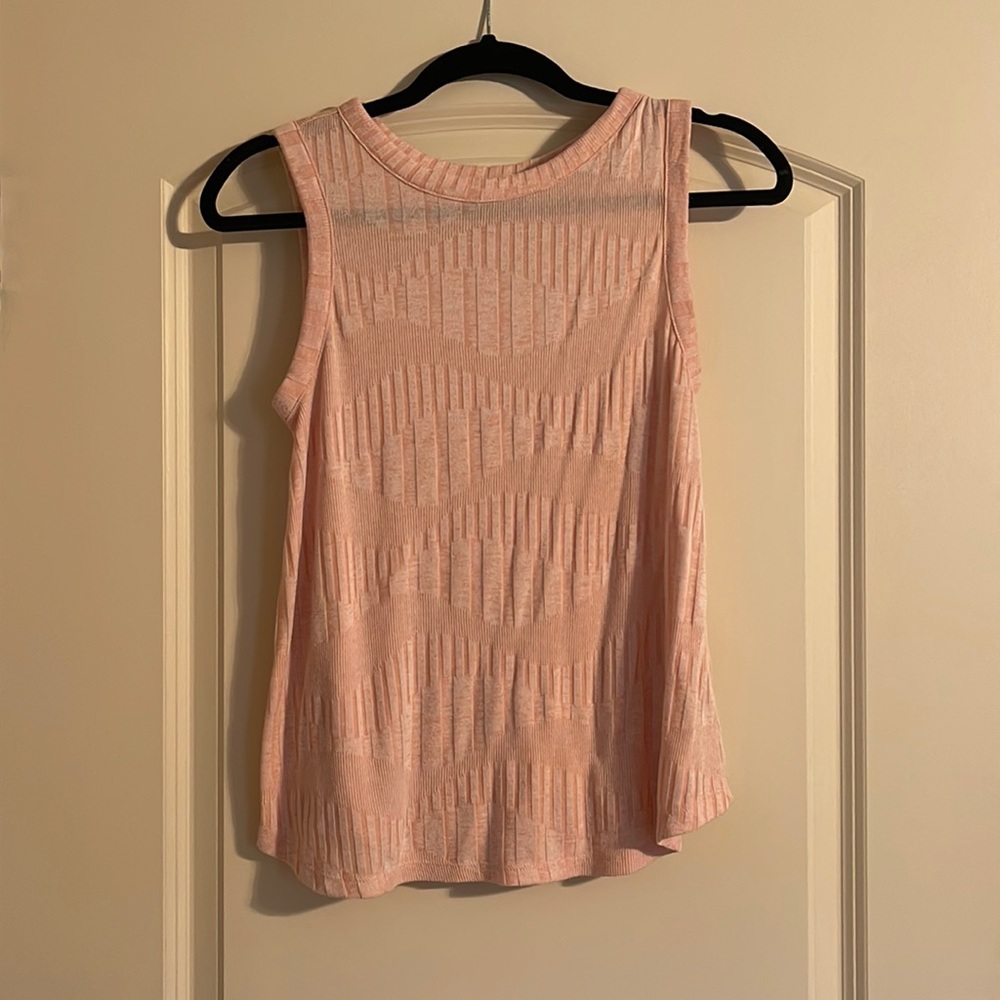a new day textured sleeveless top size small